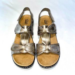 NWOT Clarks Collection Sandals Hook/Loop Backstrap, Bronze, Women's Size 10M